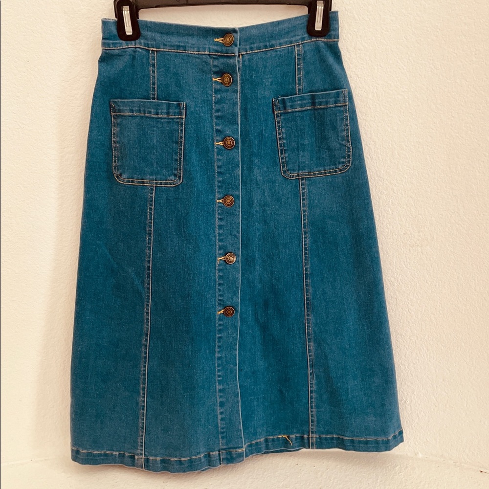 Roolee Midi denim skirt, XS, button down w pockets NWT